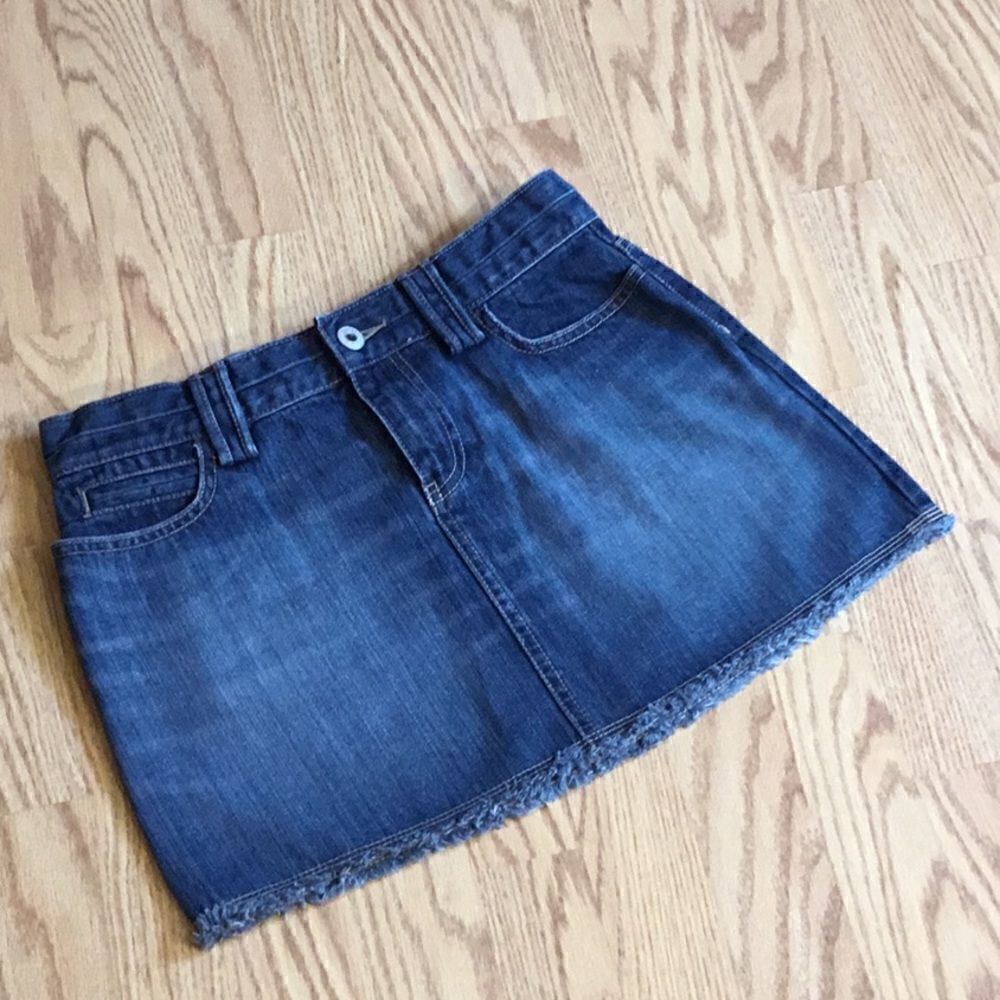 Distressed denim mini skirt in size 4 by OLD NAVY